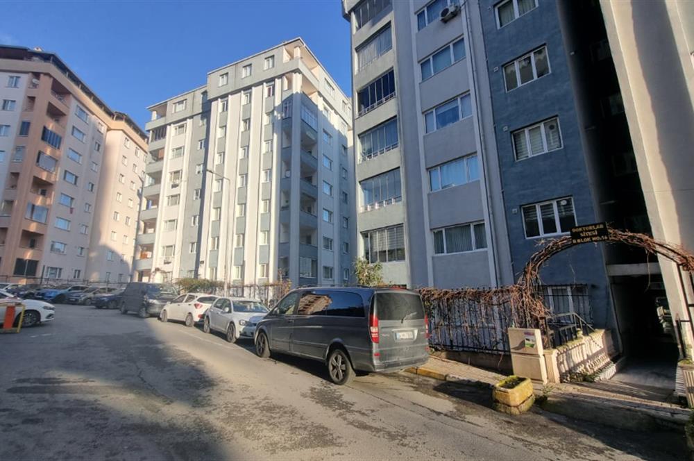 AYAZAĞA DOKTORLAR SİTESİ 3+1 SATILIK 