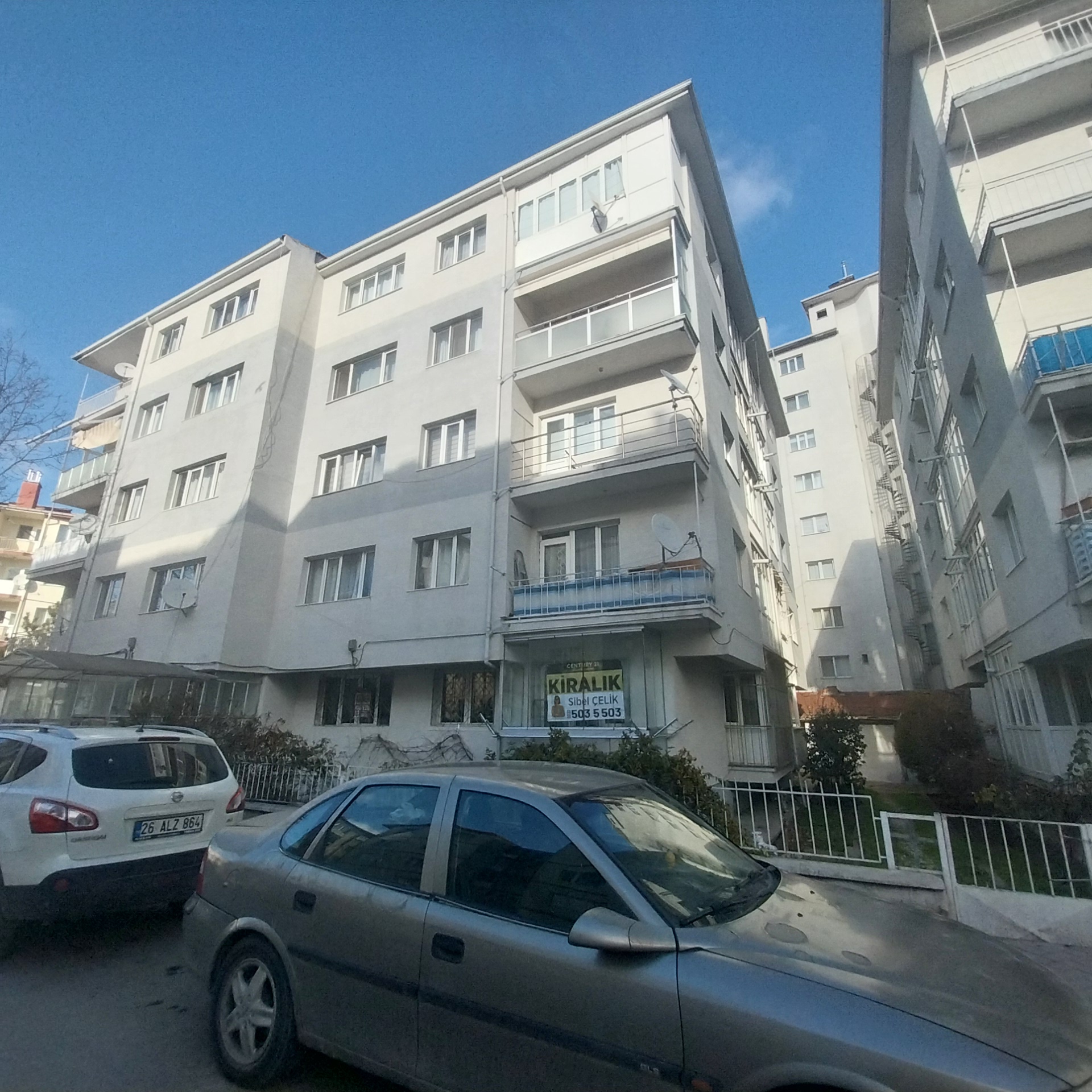 CENTURY21 VİZYON'DAN ESPARK AVM KARŞISI 2+1KİRALIK DAİRE 