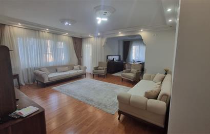 AYAZAĞA DOKTORLAR SİTESİ 3+1 SATILIK 