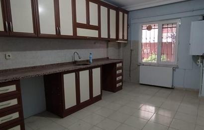 AYAZAĞA CEMRE SİTESİNDE  4+1  SATILIK 2 BANYOLU 