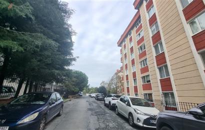 AYAZAĞA CEMRE SİTESİNDE  4+1  SATILIK 2 BANYOLU 