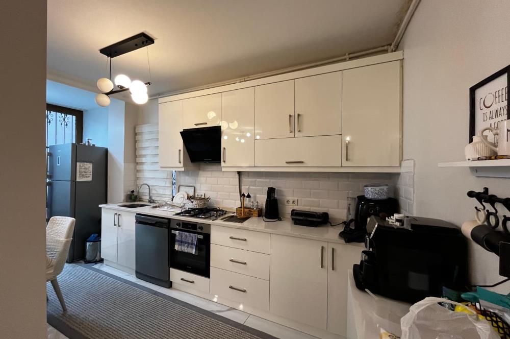 TOPHANE' DE 2+1 BAHCE KULLANIMLI SATILIK 