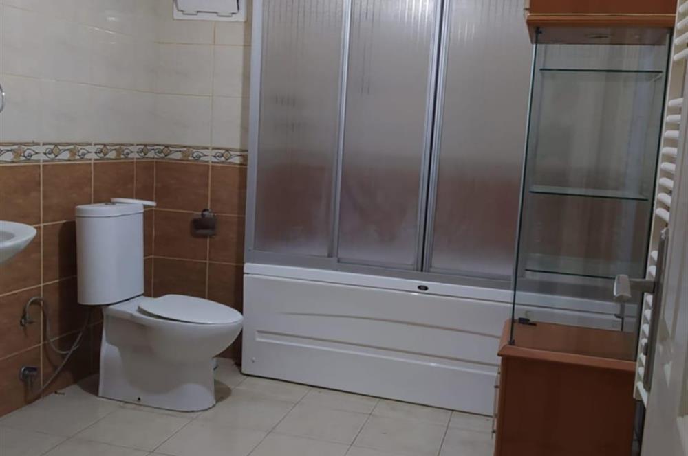 AYAZAĞA CEMRE SİTESİNDE  4+1  SATILIK 2 BANYOLU 