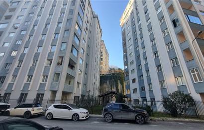 AYAZAĞA DOKTORLAR SİTESİ 3+1 SATILIK 