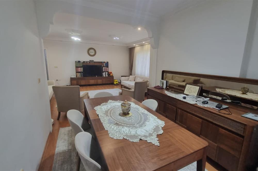 AYAZAĞA DOKTORLAR SİTESİ 3+1 SATILIK 