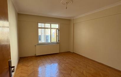 C21 Cius; Perşembe Pazarı Civarında 2+1 Fırsat Daire