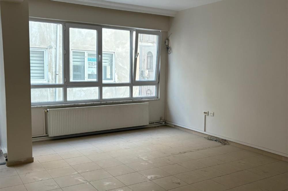 C21 Cius ; Şehrin Kalbinde Dükkan Üstü Kiralık Ofis