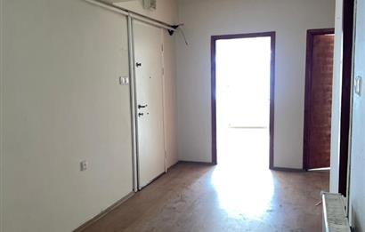 C21 Cius; Perşembe Pazarı Civarında 2+1 Satılık Daire