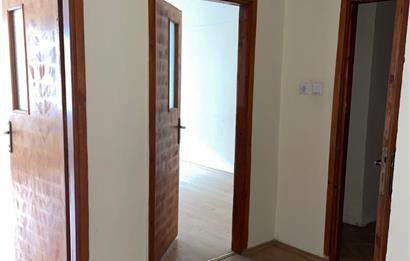 C21 Cius; Perşembe Pazarı Civarında 2+1 Satılık Daire