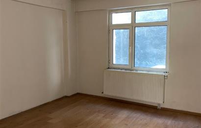 C21 Cius; Perşembe Pazarı Civarında 2+1 Satılık Daire