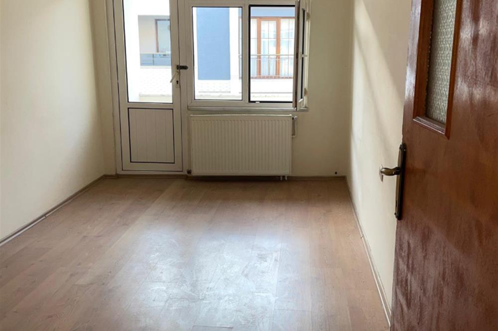 C21 Cius; Perşembe Pazarı Civarında 2+1 Satılık Daire