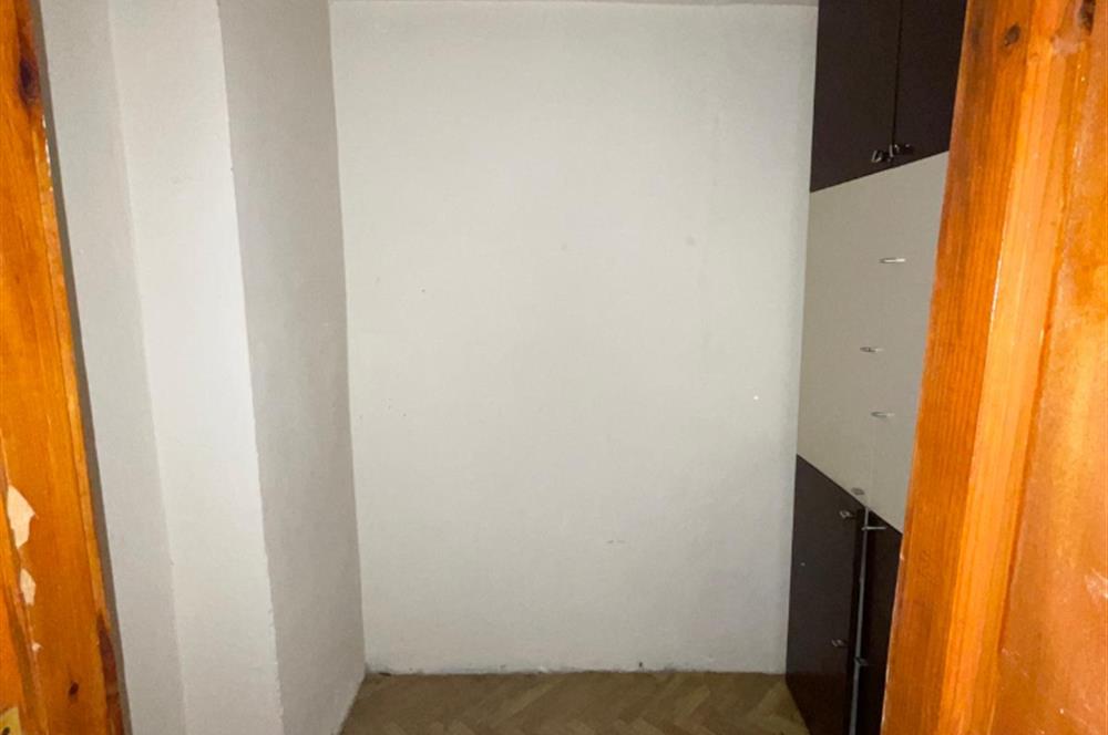 C21 Cius; Perşembe Pazarı Civarında 2+1 Satılık Daire