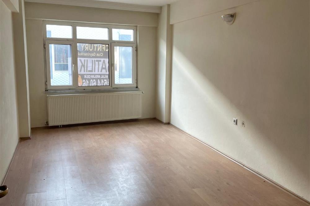 C21 Cius; Perşembe Pazarı Civarında 2+1 Satılık Daire