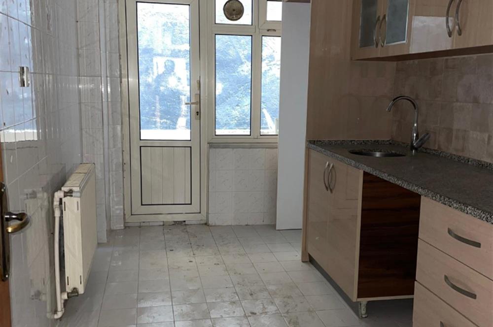 C21 Cius; Perşembe Pazarı Civarında 2+1 Satılık Daire