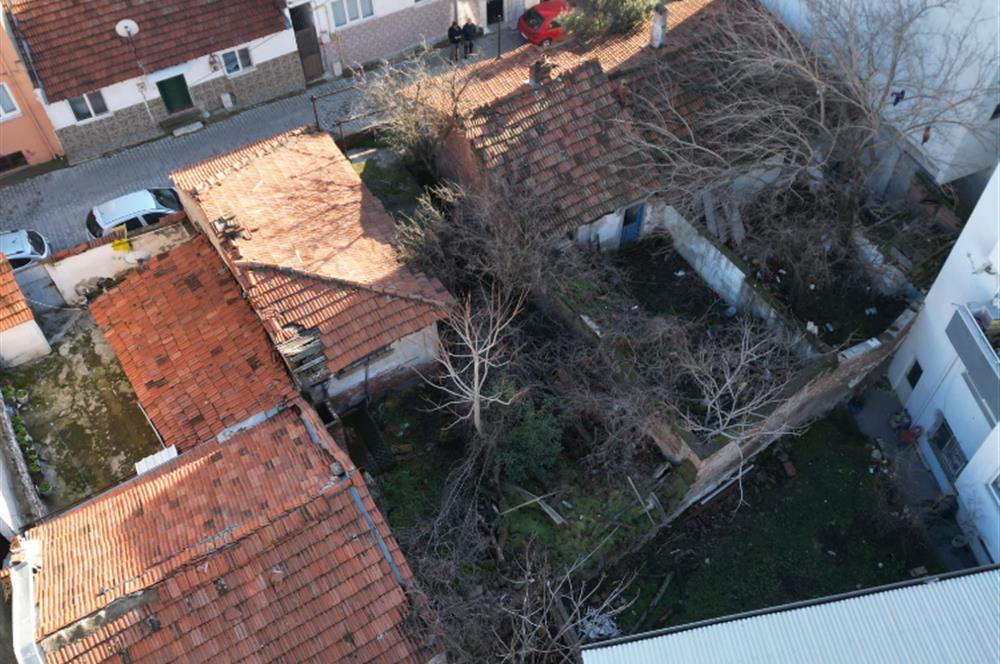 C21 BAL'DAN MALTEPE'DE 191M2 SATILIK ARSA !