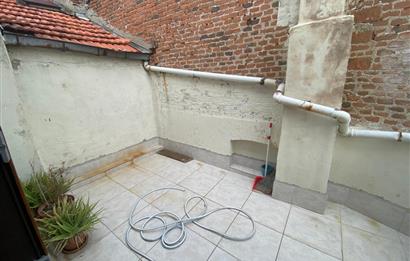 C21 BAL’DAN AYVALIK’TA SATILIK 3 KATLI RUM EVİ 