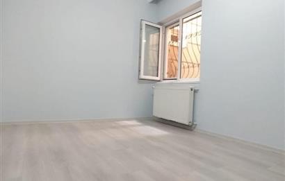 AYAZAĞA CEMRE SİTESİNDE  4+1  SATILIK 2 BANYOLU 