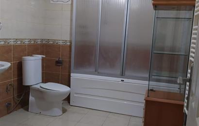 AYAZAĞA CEMRE SİTESİNDE  4+1  SATILIK 2 BANYOLU 