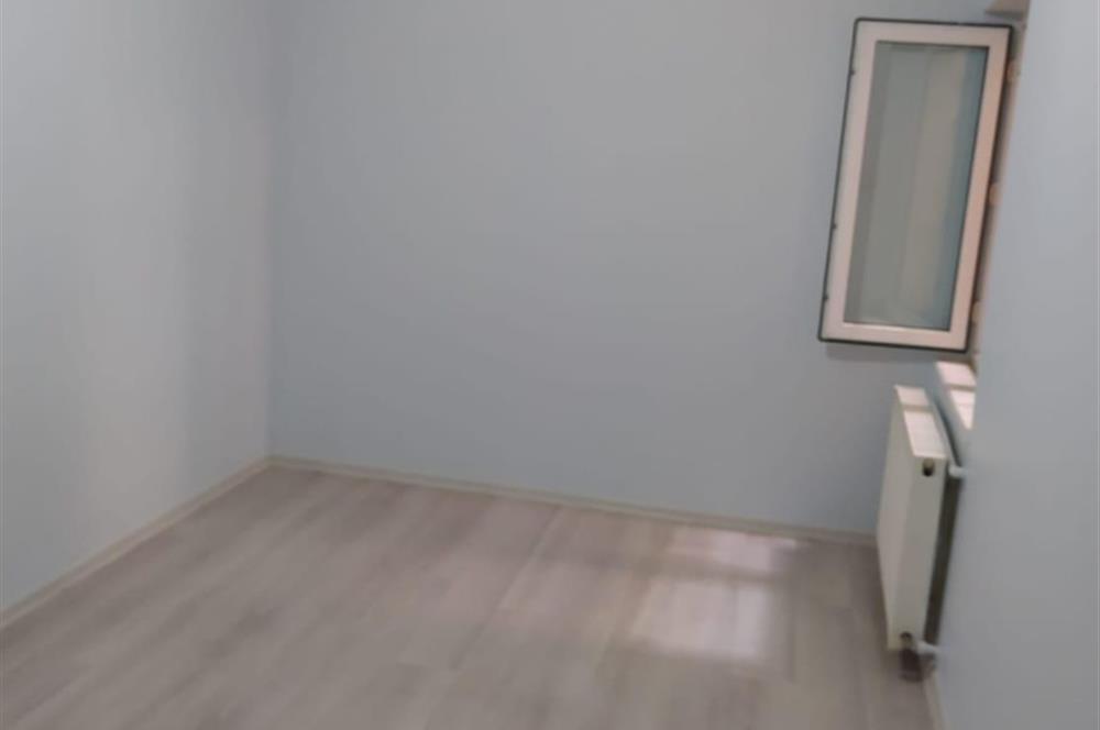 AYAZAĞA CEMRE SİTESİNDE  4+1  SATILIK 2 BANYOLU 