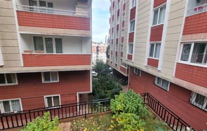 AYAZAĞA CEMRE SİTESİNDE  4+1  SATILIK 2 BANYOLU 