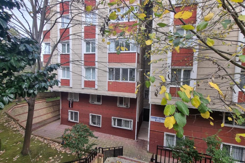 AYAZAĞA CEMRE SİTESİNDE  4+1  SATILIK 2 BANYOLU 