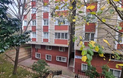 AYAZAĞA CEMRE SİTESİNDE  4+1  SATILIK 2 BANYOLU 