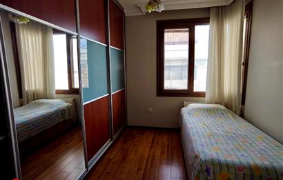  CADDEBOSTAN MEHTAP SOKAKTA KATTA TEK DENİZ MANZARALI SATILIK 4+1