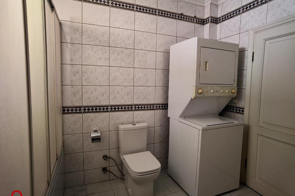  CADDEBOSTAN MEHTAP SOKAKTA KATTA TEK DENİZ MANZARALI SATILIK 4+1