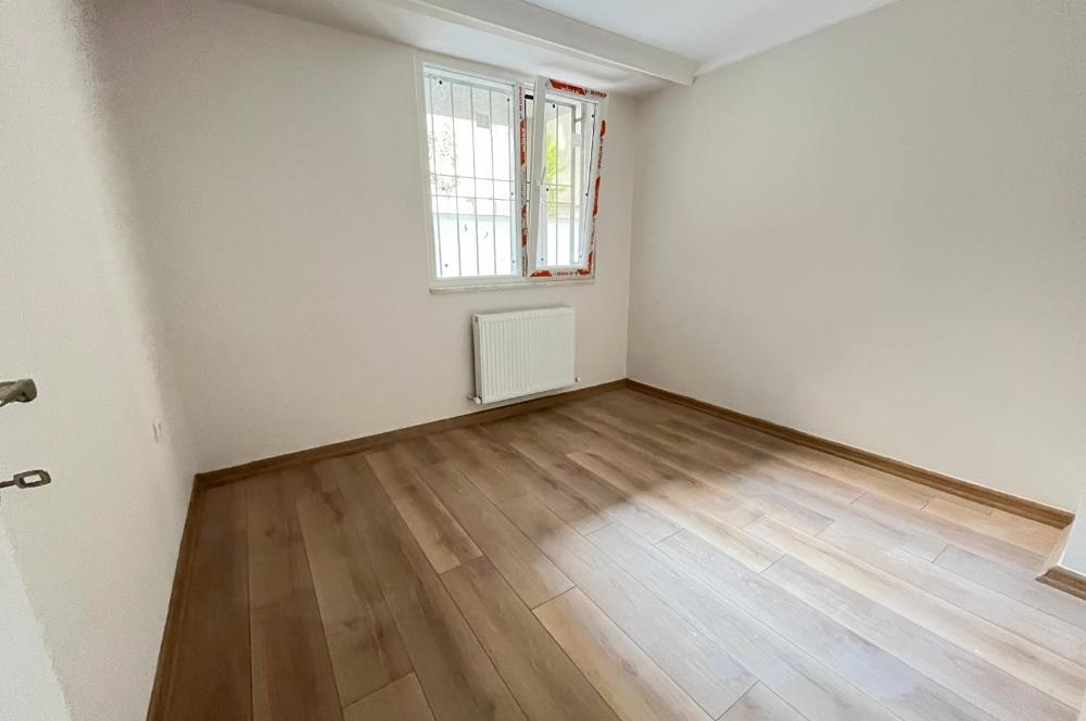 KÜÇÜKYALI'DA 0 BİNADA K.OTOPARKLI BAHÇE KULLANIMLI 2+1