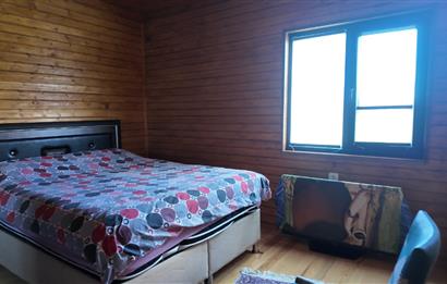 C21 LOCA GÖKÇEYAZI'DA ŞAHANE AHŞAP ÇİFTLİK EVİ VE MEYVE BAHÇESİ