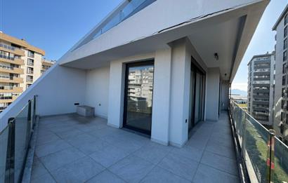 Ataşehir Gayda Vera'da Geniş Balkonlu 2+1 Kiralık Daire