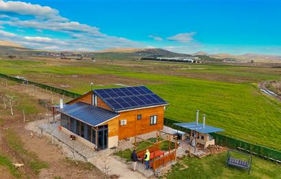 C21 LOCA GÖKÇEYAZI'DA ŞAHANE AHŞAP ÇİFTLİK EVİ VE MEYVE BAHÇESİ