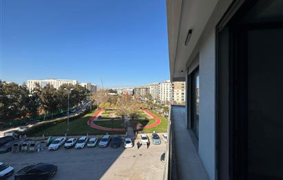 Ataşehir Gayda Vera'da Geniş Balkonlu 2+1 Kiralık Daire