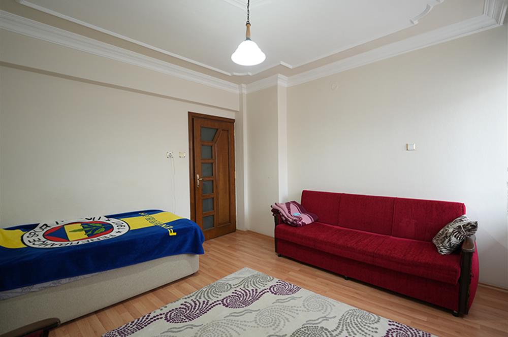 C21 Cius; Eşref Dinçer Mahallesi 3+1 Ara Kat Satılık Daire