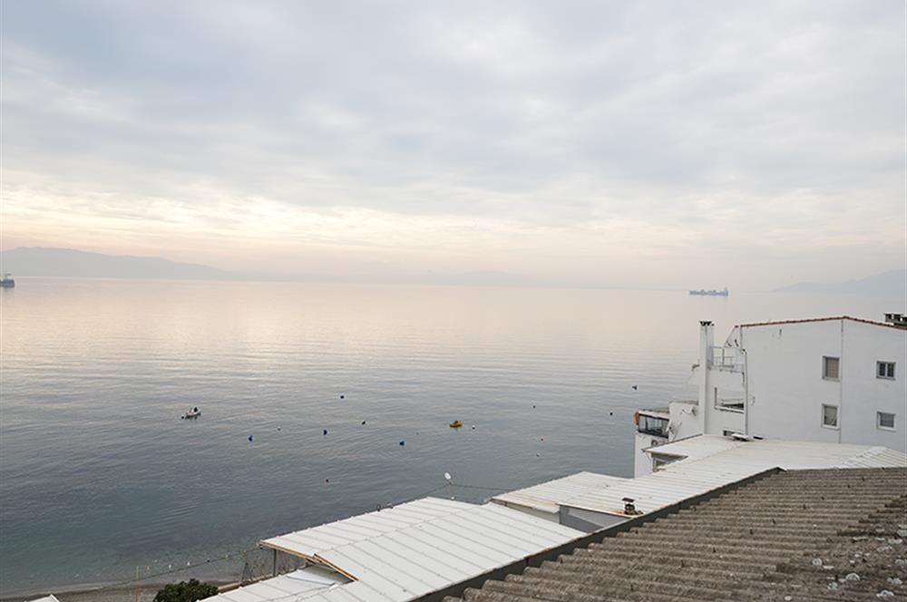 C21 Cius; Deniz Manzaralı Site İçerisinde Kendine Ait Plajı Olan Satılık Daire