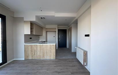 Ataşehir Gayda Vera'da Geniş Balkonlu 2+1 Kiralık Daire