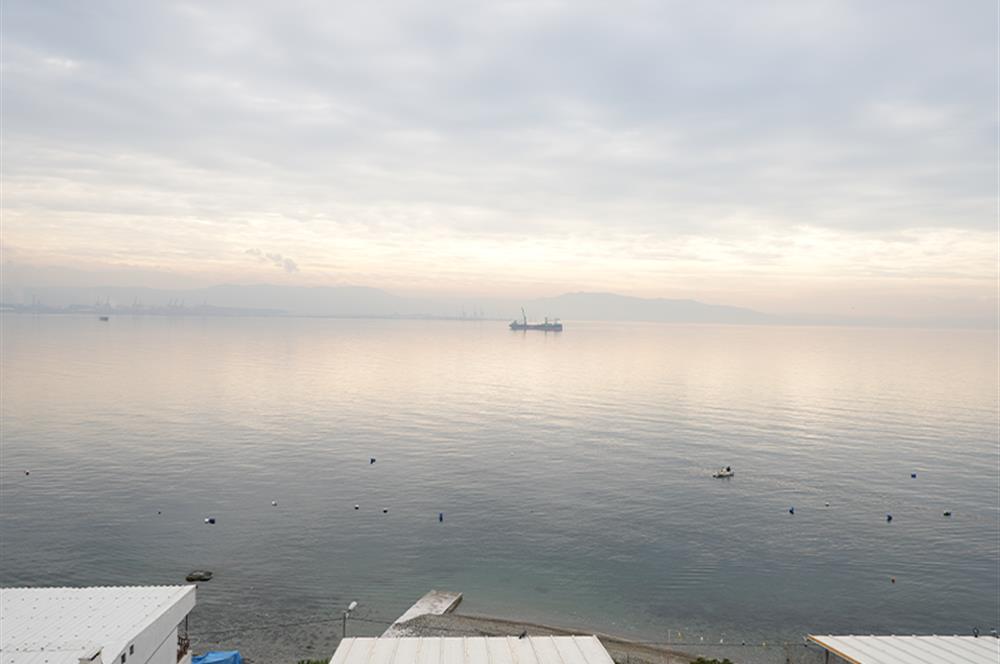 C21 Cius; Deniz Manzaralı Site İçerisinde Kendine Ait Plajı Olan Satılık Daire