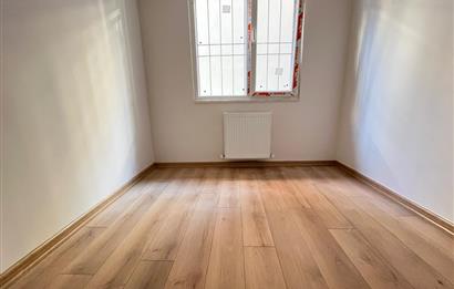 KÜÇÜKYALI'DA 0 BİNADA K.OTOPARKLI BAHÇE KULLANIMLI 2+1