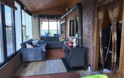 C21 LOCA GÖKÇEYAZI'DA ŞAHANE AHŞAP ÇİFTLİK EVİ VE MEYVE BAHÇESİ