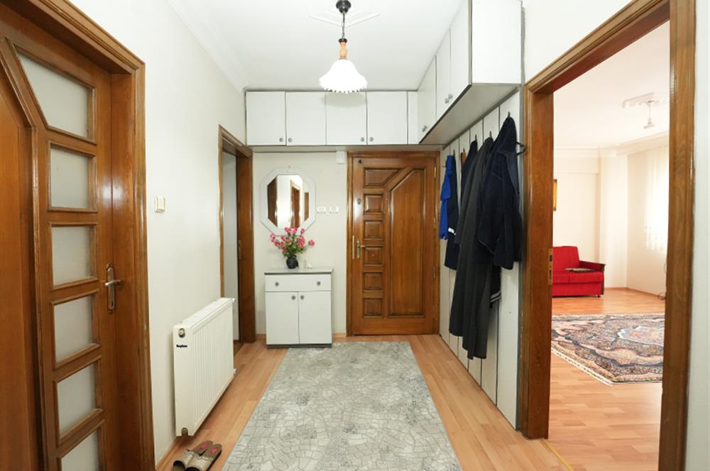 C21 Cius; Eşref Dinçer Mahallesi 3+1 Ara Kat Satılık Daire