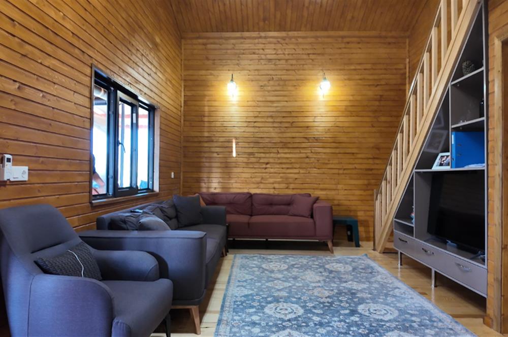 C21 LOCA GÖKÇEYAZI'DA ŞAHANE AHŞAP ÇİFTLİK EVİ VE MEYVE BAHÇESİ