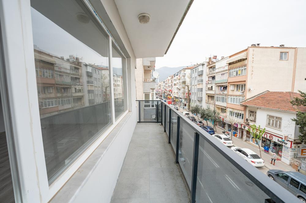 C21 Cius; İstiklal Caddesinde Yenilenmiş Merkezi Konumda Kiralık