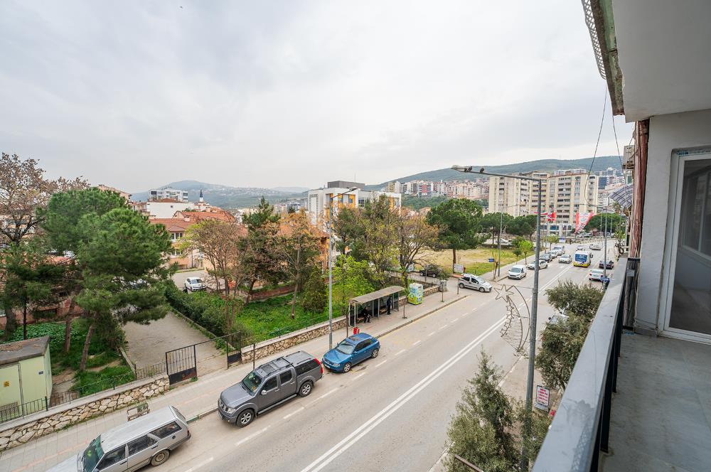 C21 Cius; İstiklal Caddesinde Yenilenmiş Merkezi Konumda Kiralık