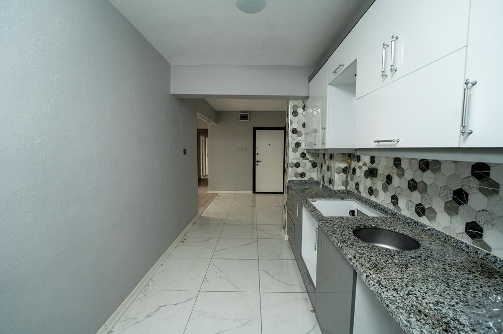 C21 Cius; İstiklal Caddesinde Yenilenmiş Merkezi Konumda Kiralık