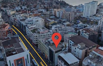 Tramvaya Cephe Yaya Trafiği Çok Yüksek Komple Satılık Plaza