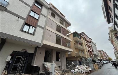 ÇEKMEKÖY MEHMET AKİF MAHALLESİNDE METROYA YAKIN SATILIK 3+1 EV