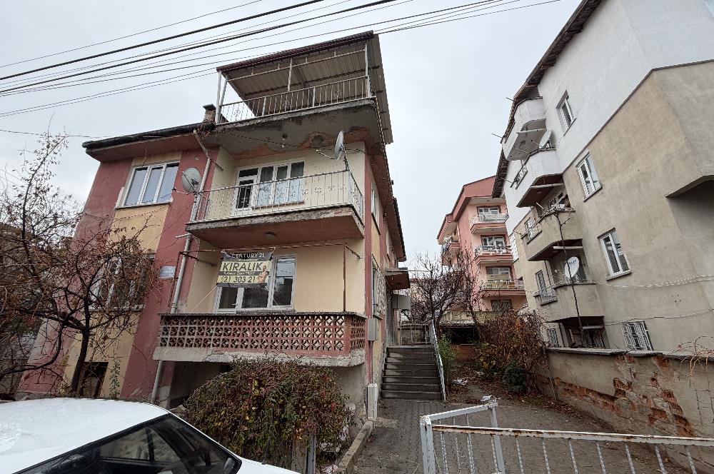 Ataköy mahallesinde kiralık 3+1 sobalı