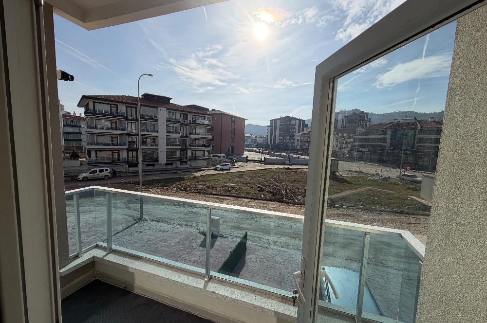 CENTURY21 PLUSDAN ŞAHİN SUİTTE KİRALIK EŞYALI DAİRE