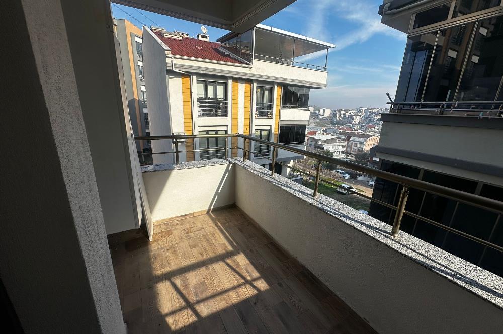 C21 Bal'dan Spor Toto Karşısı Kiralık 2+1 Daire