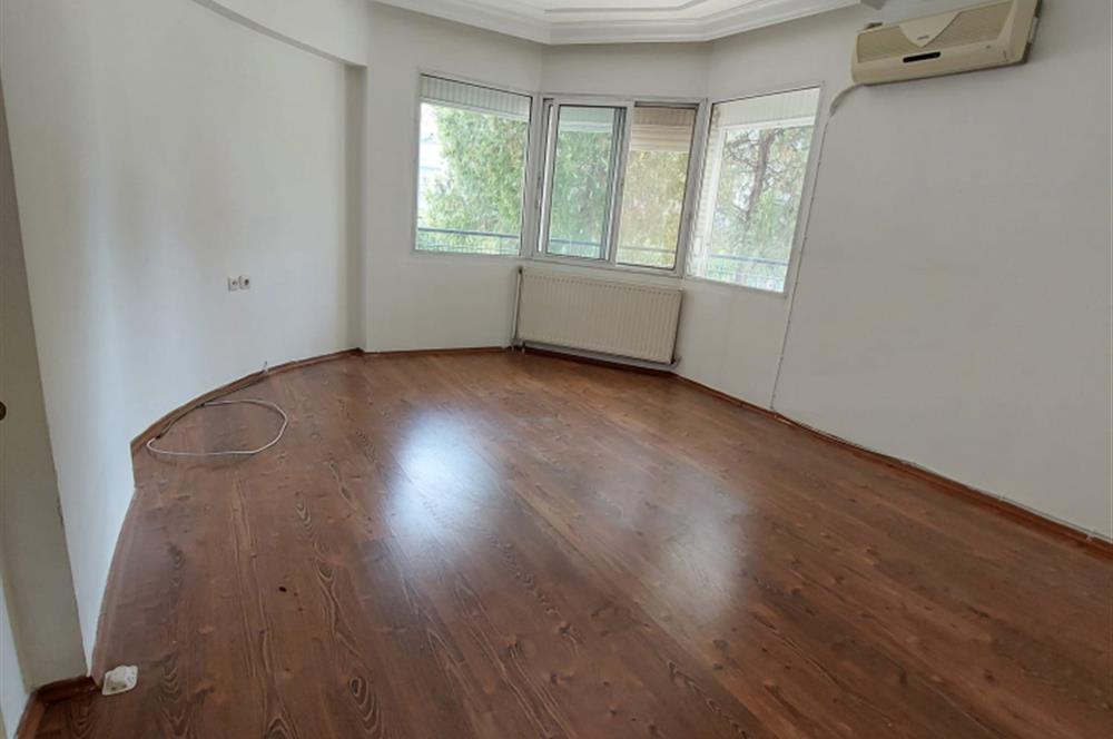 Çiğli Ataşehir Pelit Sitesi 3+1 Geniş Kiralık Daire